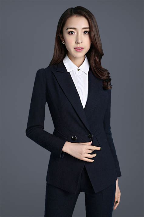 女白领职业装套装定做-深圳市曼儒仕高级制服有限公司
