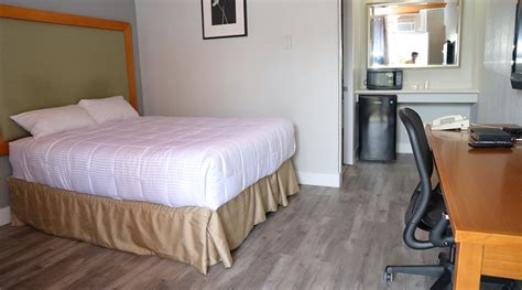 FRASER INN (Prince George, British Columbia) - Motel Reviews & Photos ...