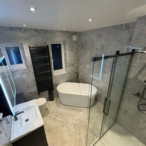 https://londonhousedoctor.com/wp-content/uploads/bathroom-fitting-4-1024x1024.jpg?utm_source=chatgpt.com