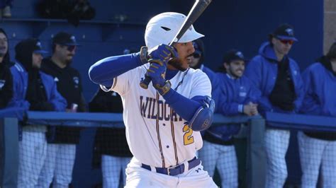 Baseball blanks Blue Jays, 3-0 - Johnson & Wales University Providence