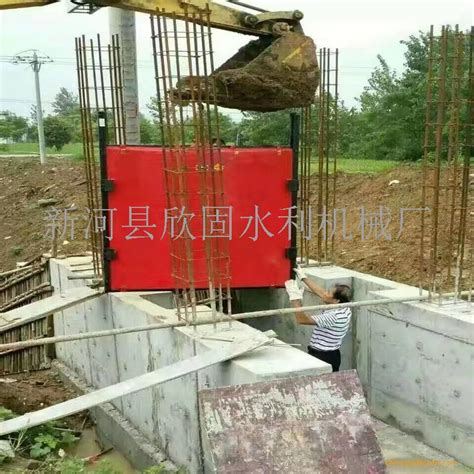 斗渠渠口自控闸口、量测水标准断面及自动水位测井图片 - 中国节水灌溉网