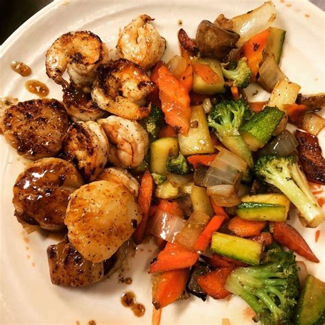 Umi Japanese Steakhouse & Sushi Bar menu in Columbus, Mississippi, USA