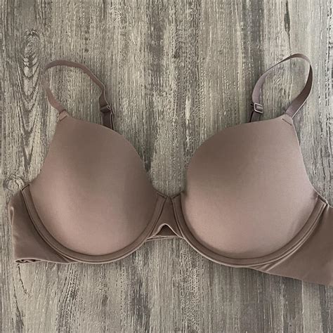 NWOT Skims Fits Everybody bra in Umber. Size 38A.... - Depop