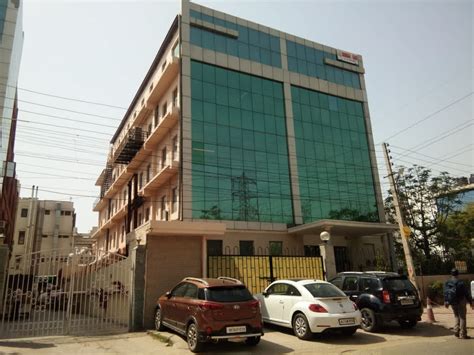 Plot No 250, UV-4 Udyog Vihar, Gurgaon - 8400 sq.ft. | Commercial ...