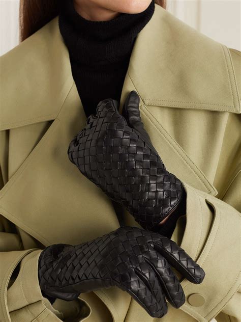 BOTTEGA VENETA Intrecciato leather gloves | NET-A-PORTER