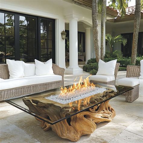 Trendy Outdoor Fire Table Ideas for Your Backyard | FH