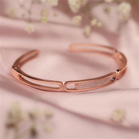 Rose Gold Aurora’s Embrace Kada – Amishka Jewels