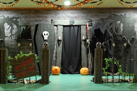 Haunted House Ideas – make your own haunted house – decorating ideas ...