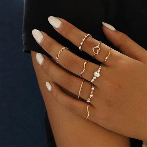 Make Head-turning Statements With Quirky Midi Rings on Your D-Day