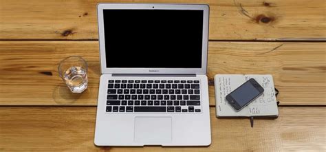 These 5 Gadgets Are Essential For Everyone Who Likes To Work From ...