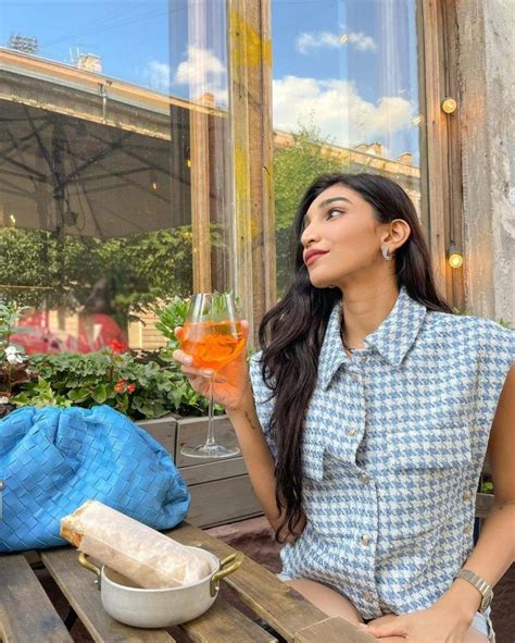 Croissant bags by Bottega Veneta and similar pieces to own now