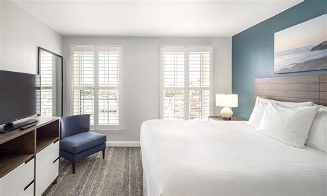 Timeshare Resorts in Newport, RI: Club Wyndham Newport Onshore — Club ...