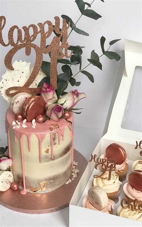 Cake Design 21st Birthday - Aria Art