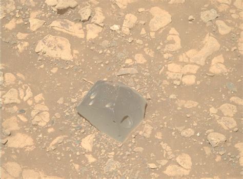 FOTO: Roca calavera hallada en Marte “proviene de otro lugar”, confirma ...