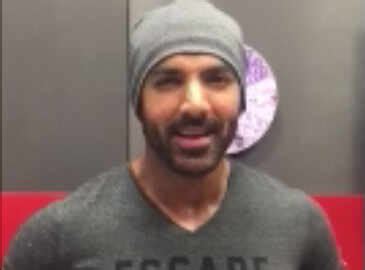 Find out which bad habit John Abraham wants to 'Dishoom' | Hindi Movie ...