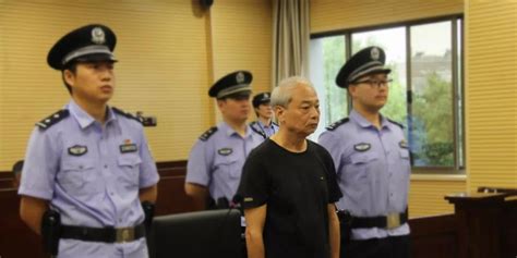 浙江嘉兴市委原常委何炳荣一审被判九年六个月_手机新浪网