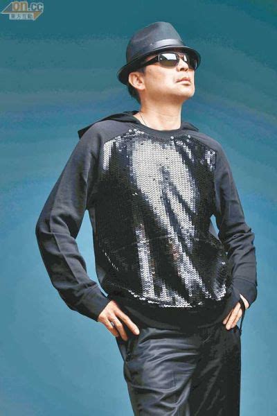 蔡枫华30年后再唱《倩影》, 经典歌曲听后让人感动流泪视频 _网络排行榜