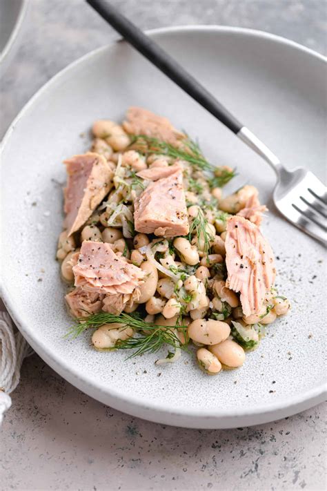 10-Minute Marinated White Bean Salad with Jarred Tuna - Well Seasoned ...