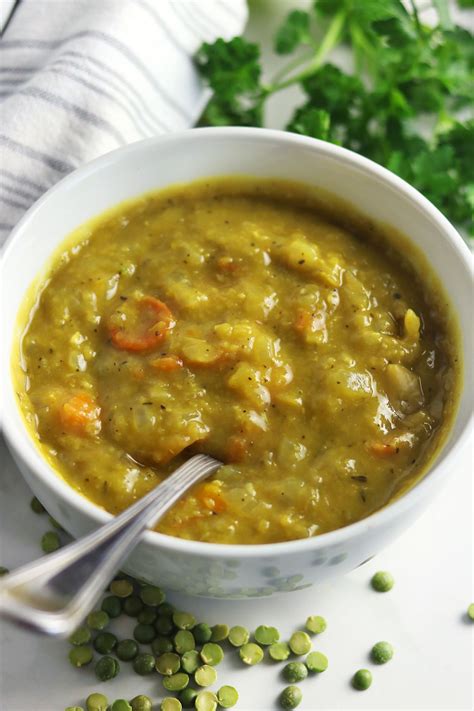 Split Pea Soup (Stovetop & Instant Pot!) | Recipe | Soup recipes, Soup ...