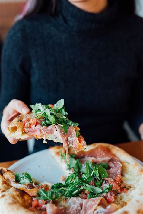 Stella Pizzeria : l'étoile montante de la pizza ! - Tastet