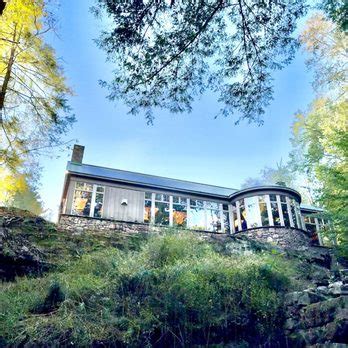 COBBLEHAUS AT THE FALLS - Updated December 2025 - 92 Photos & 32 ...