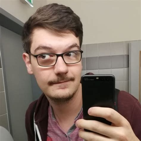 Josip - Geographical history teacher - ₹1884/h