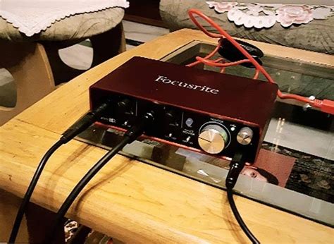 Buy 2nd Gen Focusrite Scarlett 2i2 Audio Interface Online | Bajaao ...
