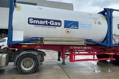 TN Finance Minister gets down to nuts and bolts of O2 tanker