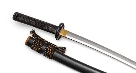 Katana vs Wakizashi: Similarities, Differences and Usage
