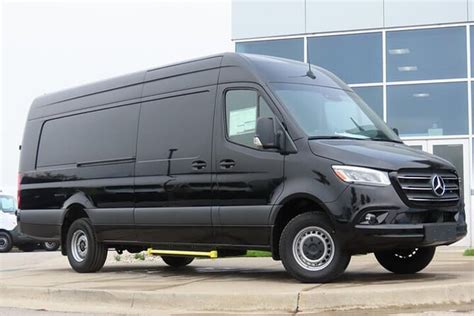 2025 CO2-Offset Arrival from Gdansk Airport to Gdansk City by Minibus ...