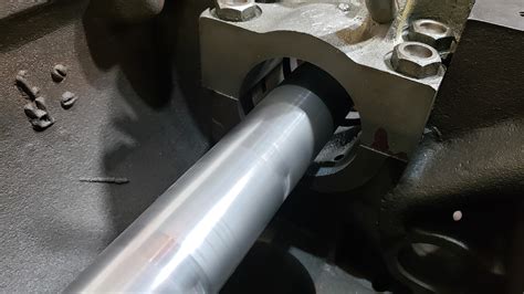 Line Bore Engine Block 的图像结果