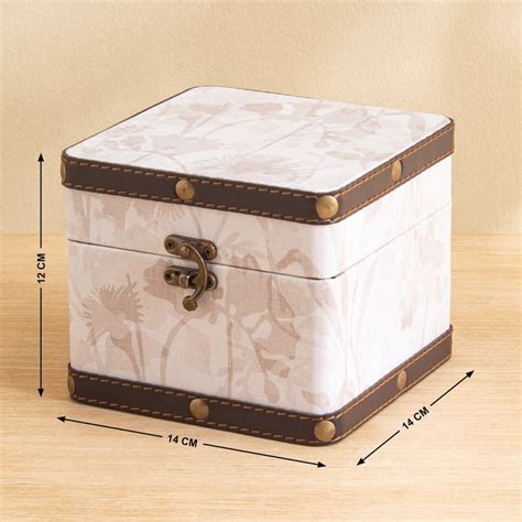 Buy Oxley Umang Wooden Gift Box from Home Centre at just INR 899.0