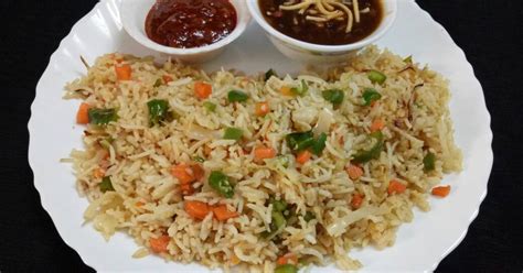 Fried rice Recipe by Mohini Gupta - Cookpad