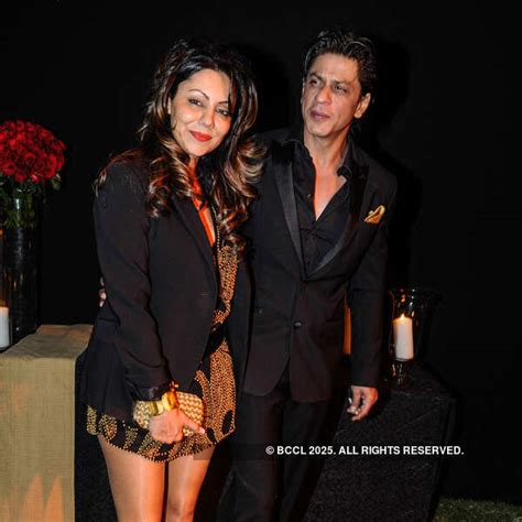 Shahrukh Khan with his wife Gauri during Deepika Padukone's success ...