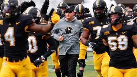 UCF Knights football: Offensive line coach Shawn Clark hospitalized