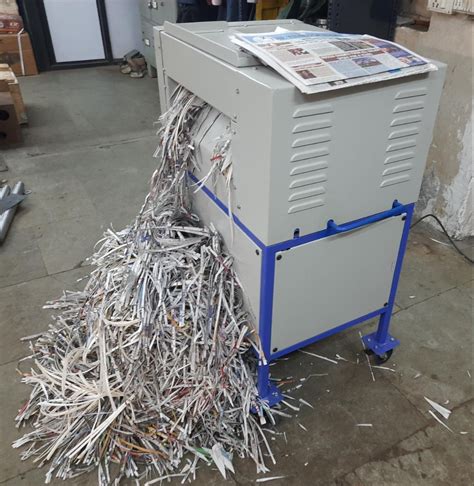 Paper Shredding Machine