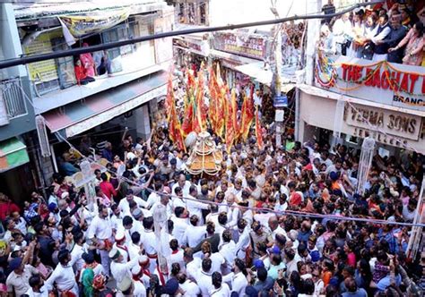 शोभायात्रा के साथ राज्य स्तरीय शूलिनी मेला शुरू, बहन से मिलने गंज बाजार ...