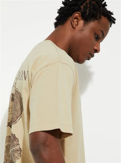 Buy URB_N Men Oversized Back Printed T-shirt Online at just Rs. 499.0 ...