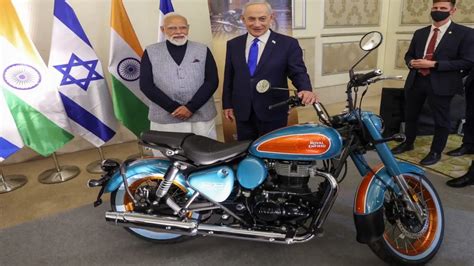 Royal Enfield का क्रेज! पीएम नरेंद्र मोदी और बेंजामिन नेतन्याहू इस्राइल ...