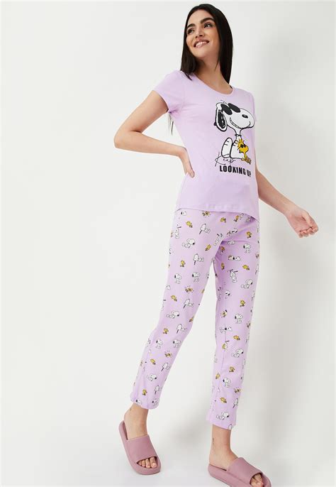 Buy Women Snoopy Print PJ Set Online at just Rs. 799.0 - 1000013291102 ...