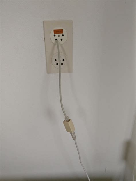 [T-Mobile Thuis] TV + PS4 aansluiten op 1 kabel en afwerken - Internet ...