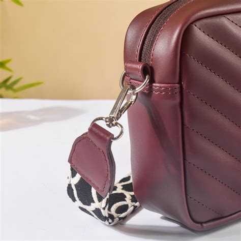 Sling Bag Brown Online - Premium Sling Bag | Nestasia