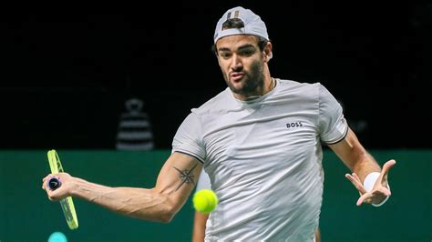 Diriyah Tennis Cup: Berrettini sconfitto all'esordio da Wawrinka ...