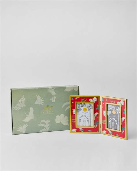 Nizara Photo Frame – Nicobar