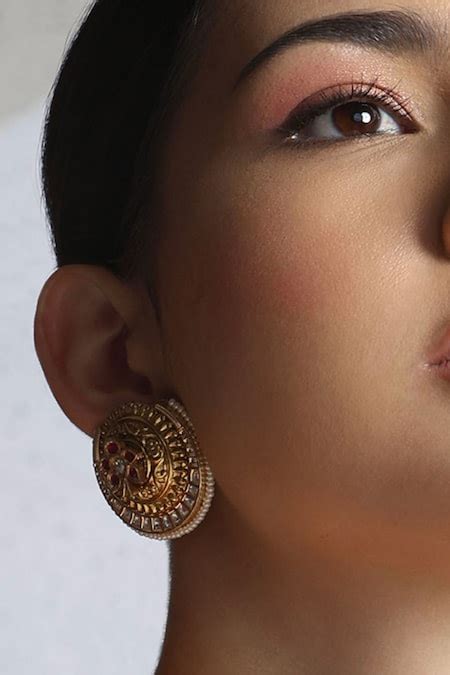 Buy Gold Plated Crystals, Diamonds, Pearls Glorious Floret Carved Polki ...