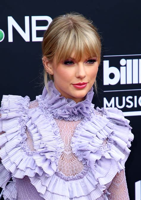 Taylor Swift Says 'There’s A Lot Of A Lot' On Her Upcoming Seventh ...