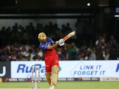 Virat Kohli becomes first Indian batter to have two IPL seasons with ...