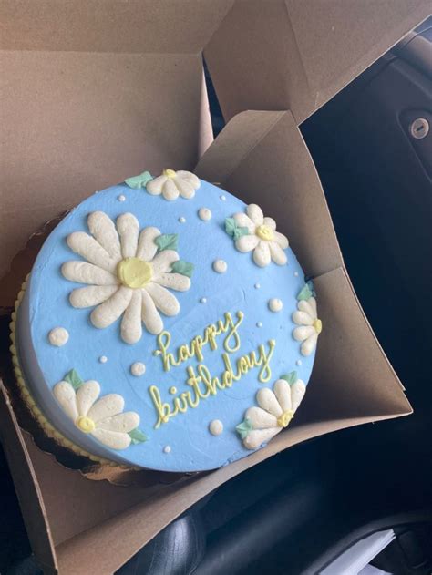flower cake inspo