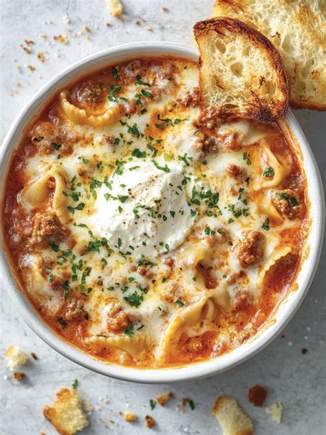 Extra Cheesy Creamy Lasagna Soup | Cocina Republic