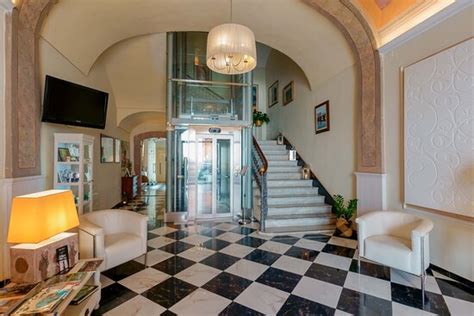 HOTEL PALAZZO PISCHEDDA BOSA (Sardinia) - Hotel Reviews, Photos, Rate ...